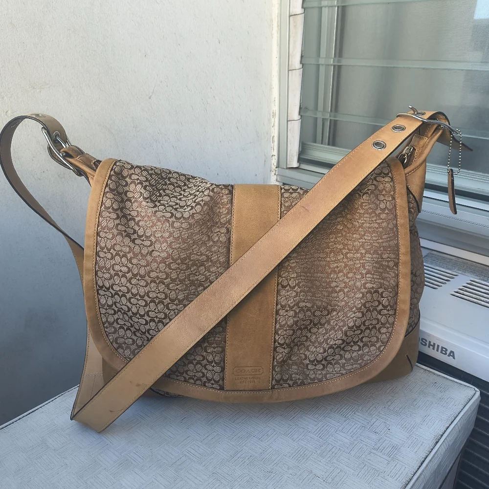Coach 5796 Vtg Crossbody Messenger Travel Bag Jacquard Leather Large Camel Brown